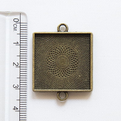 Antique Bronze Bracelet Bezel Modal 110