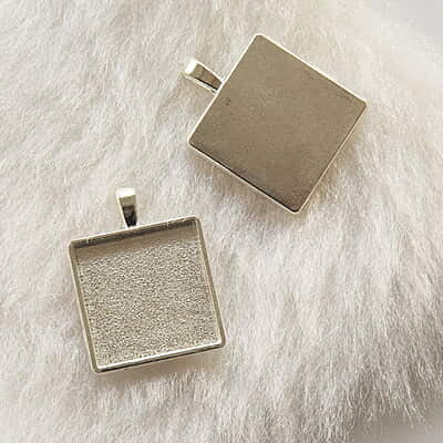 Pendant Silver Modal 117