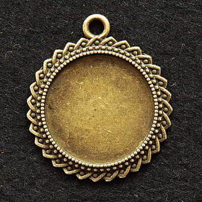 Pendant Antique Bronze Modal 190