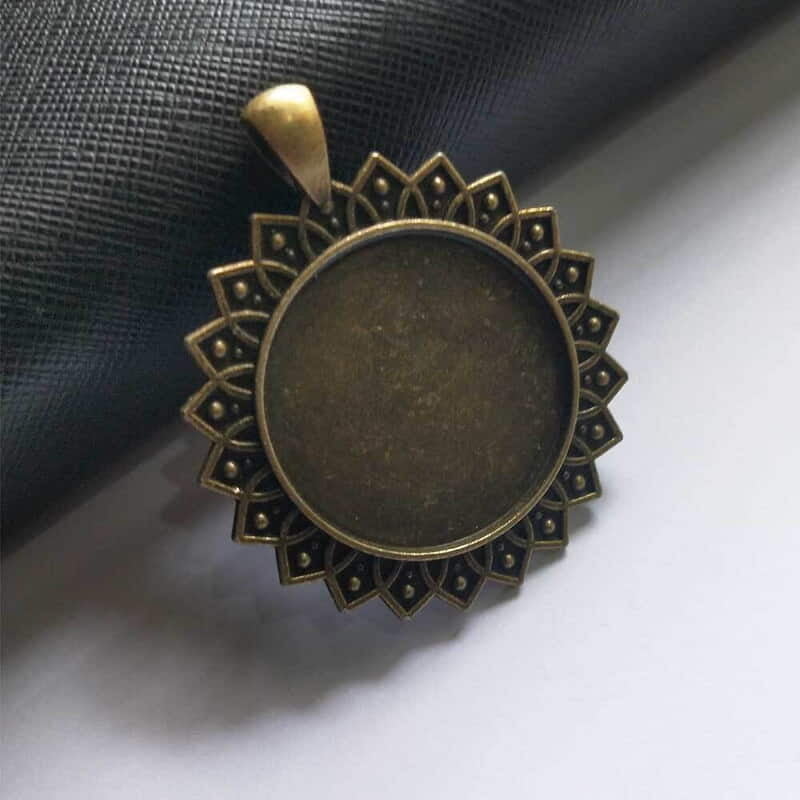 Pendant Antique Bronze Modal 175 Pendant Antique Bronze Modal 175