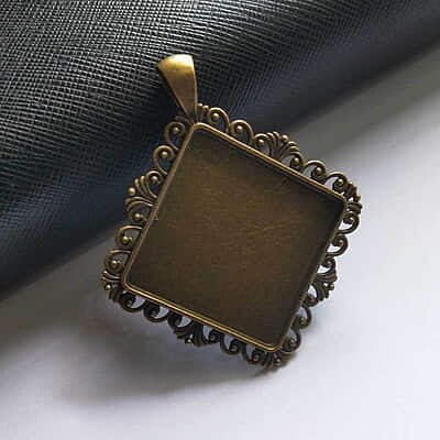 Pendant Antique Bronze Modal 173 Pendant Antique Bronze Modal 173