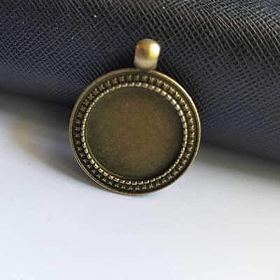 Pendant Antique Bronze Modal 105