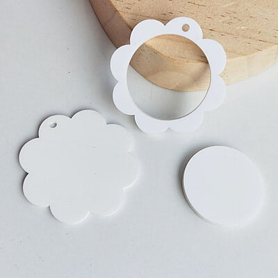 Mini Hoop Flower White 4 cm