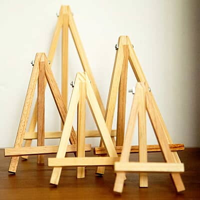 Wooden Easel  10"