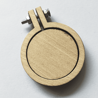 Mini Hoop Circle With Screw Veneer 4 cm Mini Hoop Circle With Screw Veneer 4 cm