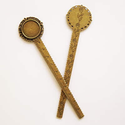 Antique Bronze Book Mark Modal 112 Antique Bronze Book Mark Modal 112