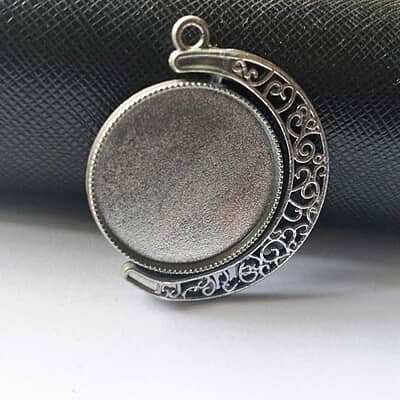 Rotating Double Side Round Pendant  Grey Silver Big
