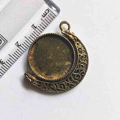 Rotating Double Side Round Pendant Bronze Small Rotating Double Side Round Pendant Bronze Small