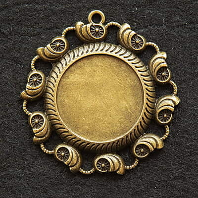 Pendant Antique Bronze Modal 189 Pendant Antique Bronze Modal 189