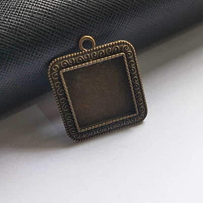 Pendant Antique Bronze Modal 174 Pendant Antique Bronze Modal 174