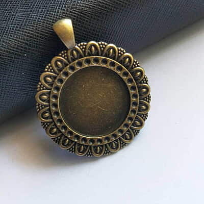 Pendant Antique Bronze Modal 123 Pendant Antique Bronze Modal 123