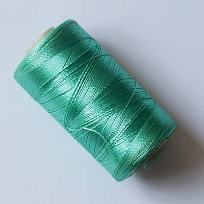 Doli Rayon Thread 3905