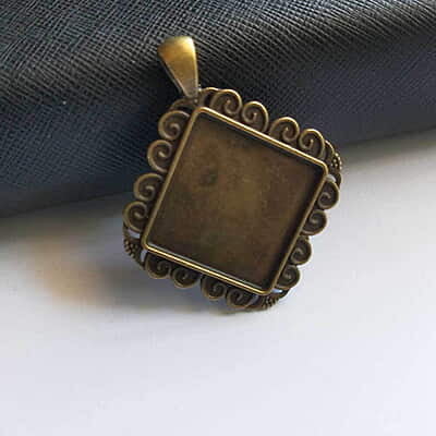Pendant Antique Bronze Modal 107 Pendant Antique Bronze Modal 107