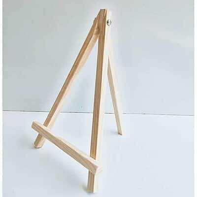 Wooden Easel 8" Wooden Easel 8"