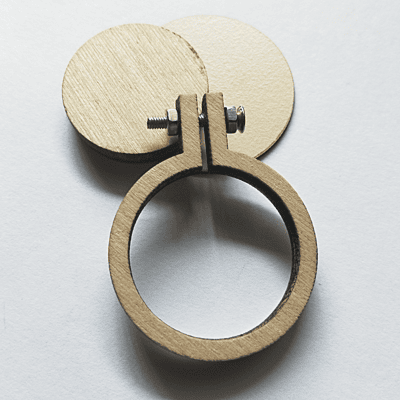Mini Hoop Circle With Screw Veneer 4 cm Mini Hoop Circle With Screw Veneer 4 cm