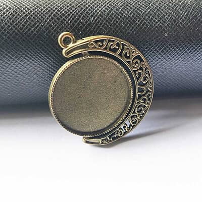 Rotating Double Side Round Pendant Bronze Big Rotating Double Side Round Pendant Bronze Big