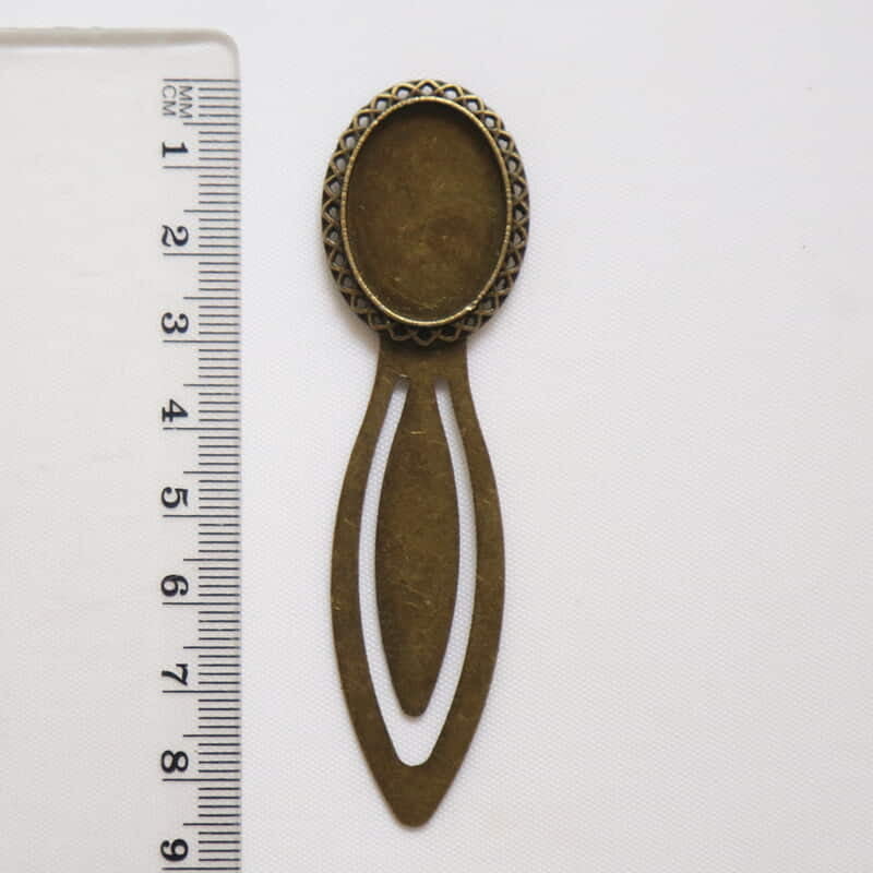 Antique Bronze Book Mark Modal 109 Antique Bronze Book Mark Modal 109