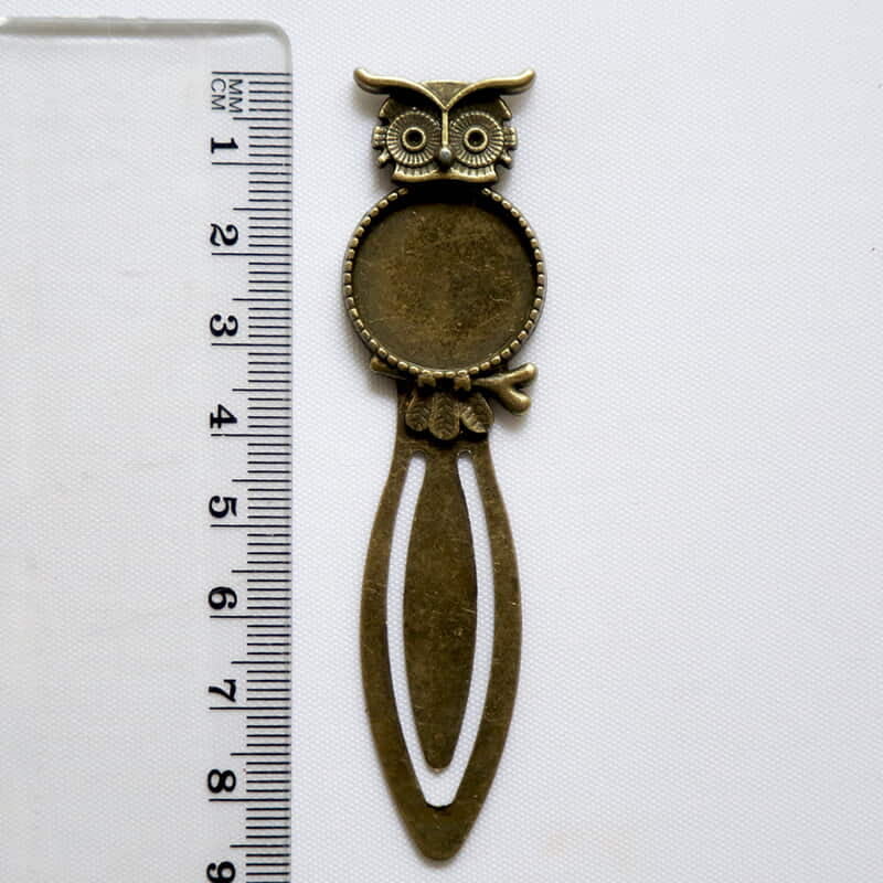 Antique Bronze Book Mark Modal 103 Antique Bronze Book Mark Modal 103