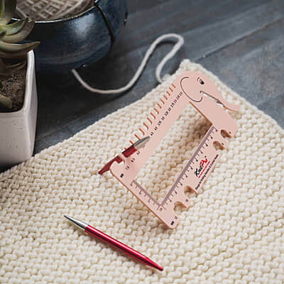 KnitPro Knitting Needle & Crochet Gauge With Yarn Cutter KnitPro Knitting Needle & Crochet Gauge With Yarn Cutter