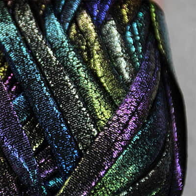 T-Shirt Yarn Metallic 111 T-Shirt Yarn Metallic 111