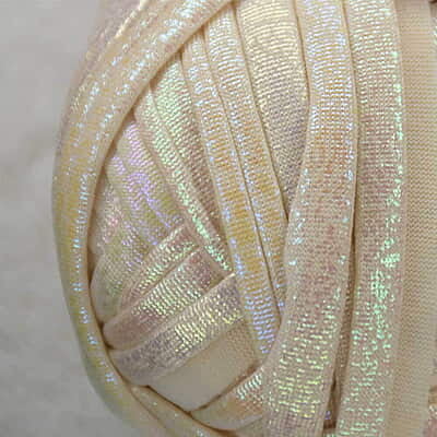 T-Shirt Yarn Metallic 102 T-Shirt Yarn Metallic 102