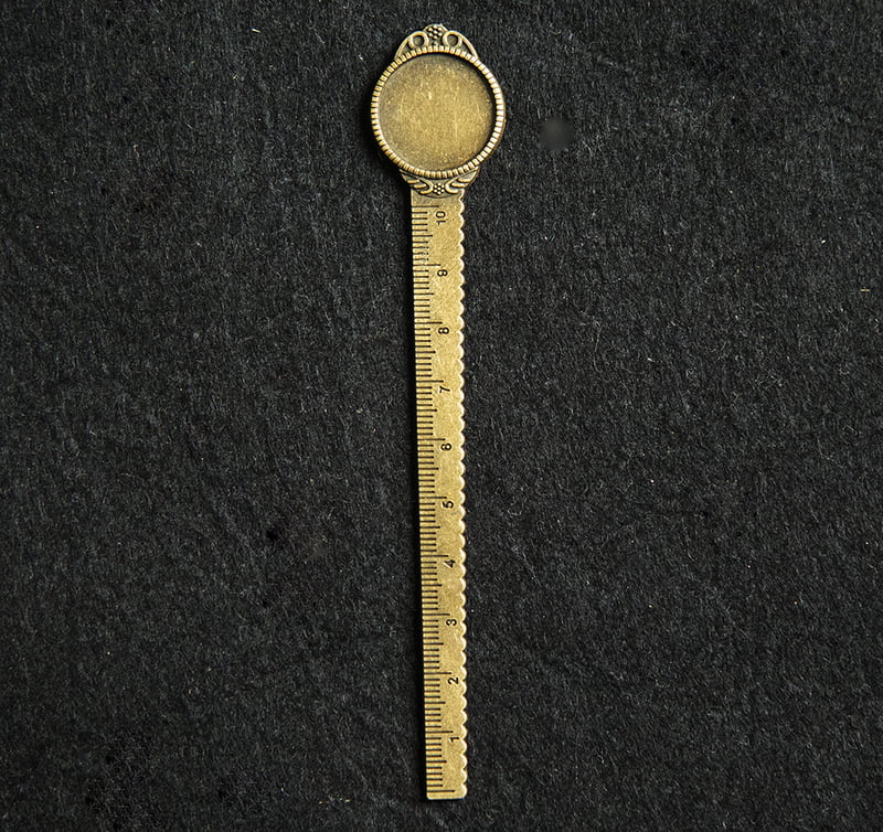 Antique Bronze Book Mark Modal 114 Antique Bronze Book Mark Modal 114