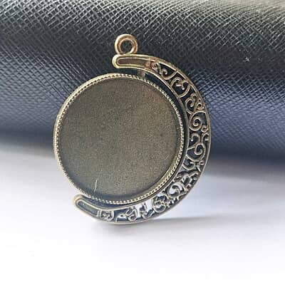 Rotating Double Side Round Pendant  Bronze Big