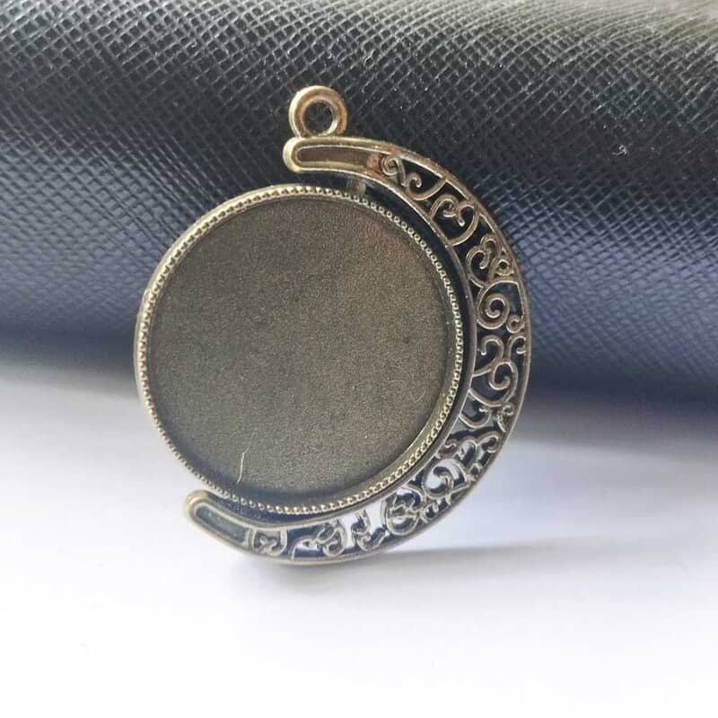 Rotating Double Side Round Pendant Bronze Big Rotating Double Side Round Pendant Bronze Big