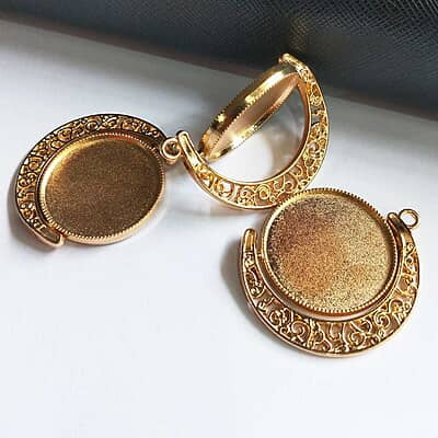 Rotating Double Side Round Pendant Gold Big Rotating Double Side Round Pendant Gold Big