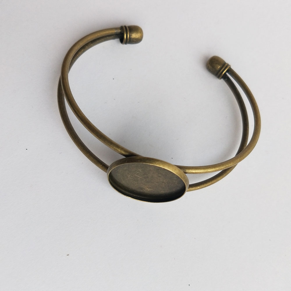 Bracelet Bezel Round Antique Bronze 20 mm Bracelet Bezel Round Antique Bronze 20 mm