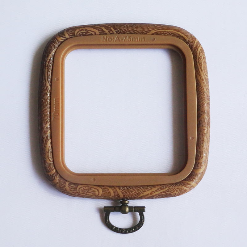 Brown Embroidery Hoop - Oval Nurge Flexible Hoop
