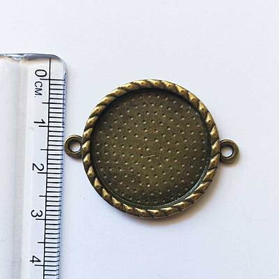 Antique Bronze Bracelet Bezel Modal 102