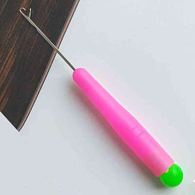 Latch hook