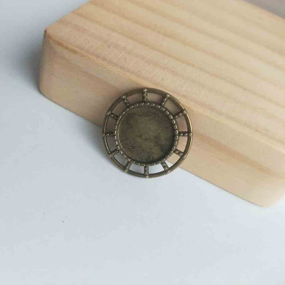 Pendant Bronze 101