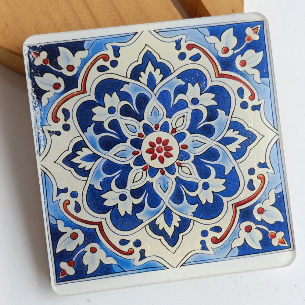 Mosaic Design Needle Minder-Large