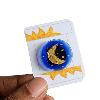 Needle Minder