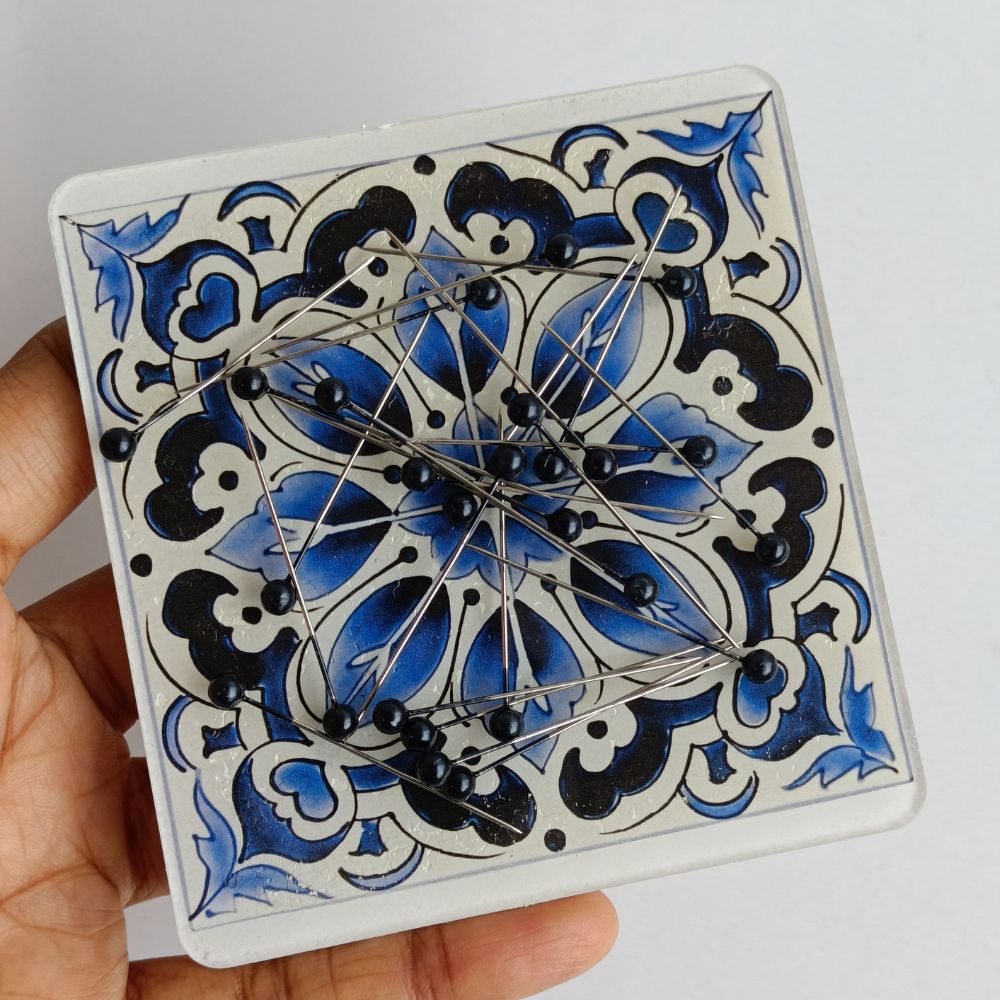 Mosaic Design Needle Minder-Large-102