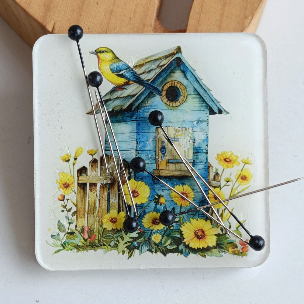 Whimsical Needle Minder- Medium Whimsical Needle Minder- Medium