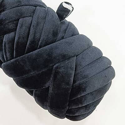 Jumbo Arm Knitting Yarn-Black Jumbo Arm Knitting Yarn-Black