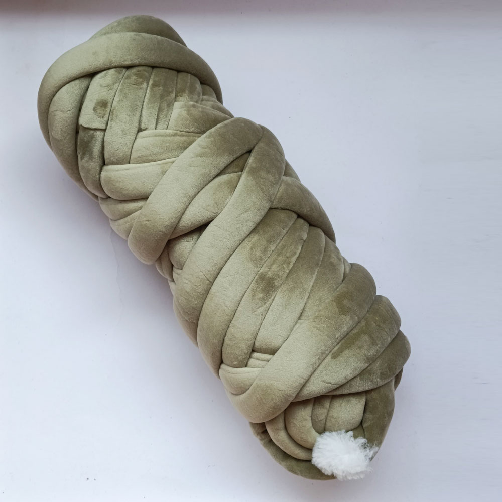 Jumbo Arm Knitting Yarn-70-Olive green