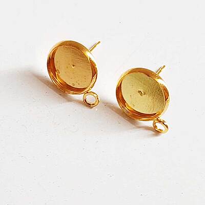 Ear Stud Gold With Eye -10mm