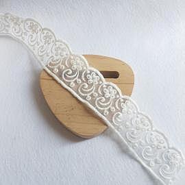 Lace Off white Design 03