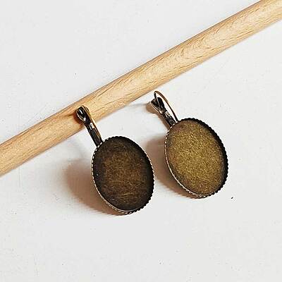 Leverback Earring Antique Bronze Oval